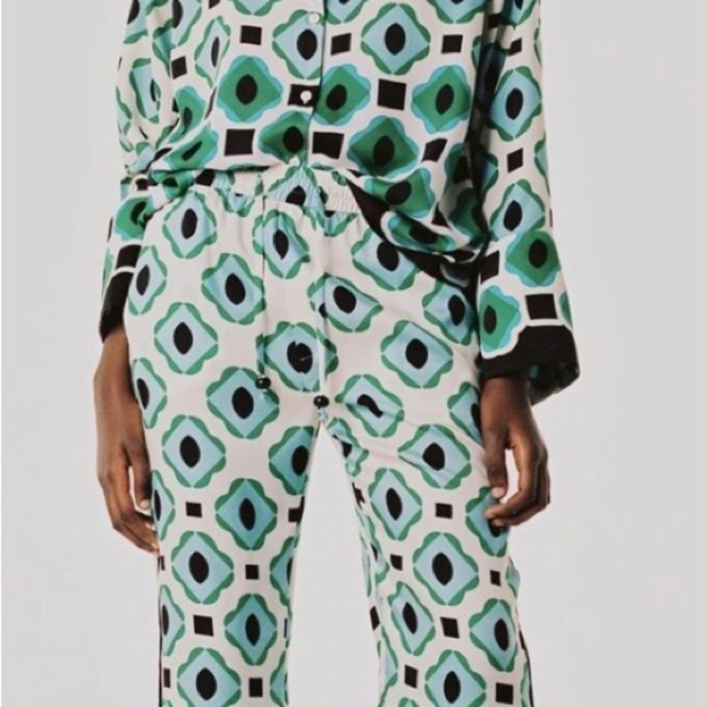 Zara Green and Teal Abstract Print Pants
